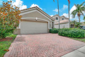 883 Golden Cane Dr, Weston, FL 33327, Sold 12/26/24