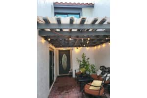 364 Fern Dr #8-6, Weston, FL 33326, Sold 01/30/25