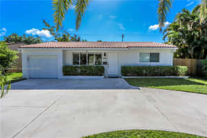 1711 N 16th Ct, Hollywood, FL 33020, Sold 01/10/25