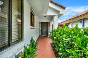 9380 NW 18th Pl, Plantation, FL 33322, Sold 11/07/24