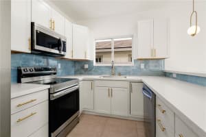3167 NE 4th St, Homestead, FL 33033, Sold 09/09/24