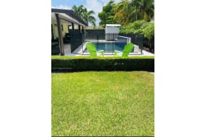 10841 SW 30th St, Miami, FL 33165, Sold 01/10/25