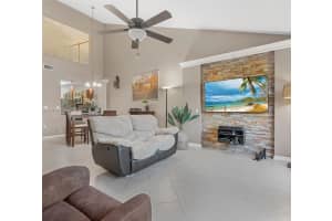 N 14th Terrace, Hollywood, FL 33020, Sold 10/28/24