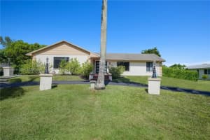17201 SW 84th Ave, Palmetto Bay, FL 33157, Sold 02/28/25