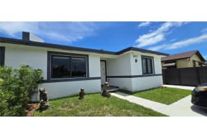 10711 Sw 219th St, Miami