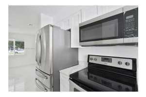 2110 Wiley Ct, Hollywood, FL 33020, Sold 10/03/24