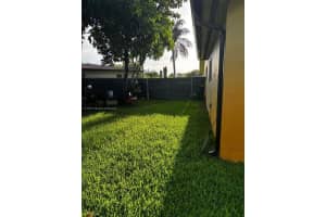 1401 NW 115th Ave, Pembroke Pines, FL 33026, Sold 10/03/24
