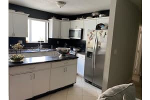 6561 Lincoln St, Hollywood, FL 33024, Sold 09/11/24