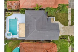 8121 NW 186th Terrace, Hialeah, FL 33015, Sold 08/21/24