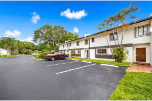 508 NE 199th Terrace #3J, Miami, FL 33179, Sold 10/31/24
