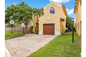 1119 NE 41st Terrace, Homestead, FL 33033, Sold 10/17/24