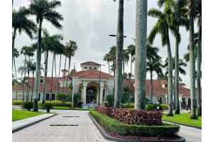 9725 NW 52nd St APT 312, Doral, FL 33178, Sold 12/23/24