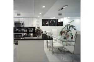 14921 SW 80th St APT 218, Miami, FL 33193, Sold 10/31/24