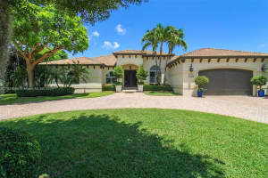 18569 SW 133rd Ave, Miami, FL 33177, Sold 09/12/24