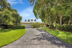16751 SW 78th Ave, Palmetto Bay, FL 33157, Sold 12/19/24