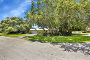 16751 SW 78th Ave, Palmetto Bay, FL 33157, Sold 12/19/24