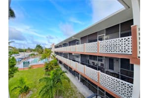 1430 NE 170th St APT 318, North Miami Beach, FL 33162, Sold 02/14/25