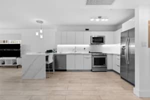 100 Lincoln Rd, Miami Beach, FL 33139, Sold 10/15/24