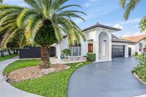 9187 NW 150th Terrace, Hialeah, FL 33018, Sold 12/05/24