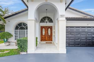 9187 NW 150th Terrace, Hialeah, FL 33018, Sold 12/05/24