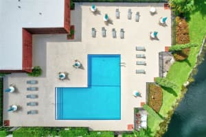 9951 NW 7th St, Plantation, FL 33324, Sold 08/28/24