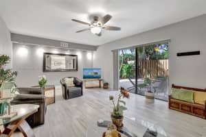 9951 NW 7th St, Plantation, FL 33324, Sold 08/28/24
