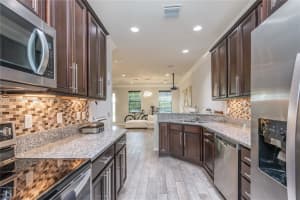 4012 Long Leaf Ln, Hollywood, FL 33021, Sold 09/19/24