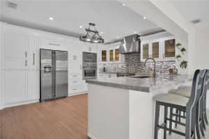 7220 SW 65th Ave, South Miami, FL 33143, Sold 10/05/24