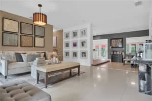 7220 SW 65th Ave, South Miami, FL 33143, Sold 10/05/24