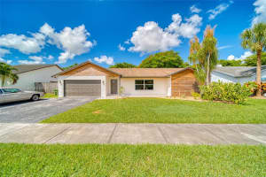 966 S Bluebird Ln, Homestead, FL 33035, Sold 10/28/24