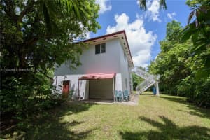15901 SW 200th St, Miami, FL 33187, Sold 09/27/24