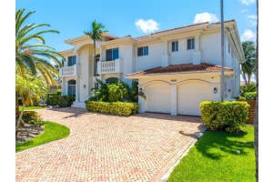 16442 NE 31st Ave, North Miami Beach, FL 33160, Sold 10/15/24
