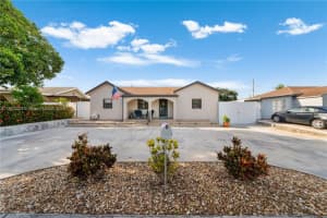 871 SE 2nd Pl, Hialeah, FL 33010, Sold 09/13/24