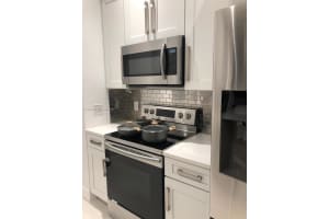 1552 Fairview Cir, Kissimmee, FL 34747, Sold 11/15/24