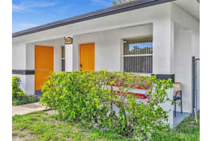 2634 NW 15th Ct, Fort Lauderdale, FL 33311, Sold 09/20/24
