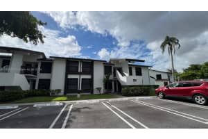 203 Lake Pointe Dr, Oakland Park, FL 33309, Sold 08/22/24