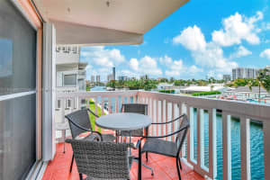 455 Paradise Isle Blvd, Hallandale Beach, FL 33009, Sold 12/26/24