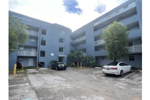 9375 Fontainebleau Blvd, Miami, FL 33172, Sold 09/27/24