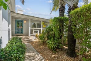 4756 Alton Rd, Miami Beach, FL 33140, Sold 11/22/24
