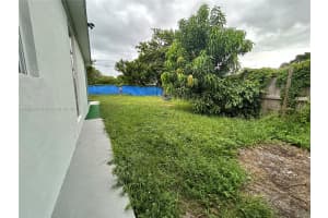 5853 Hayes St, Hollywood, FL 33021, Sold 12/17/24