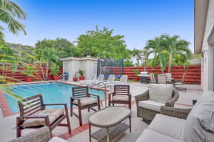 208 Sw 2nd Ave Hallandale Beach, FL 33009 - MLS#A11628790