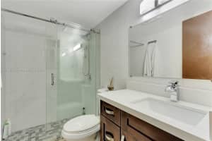 5055 NW 7th St APT 207, Miami, FL 33126, Sold 11/13/24