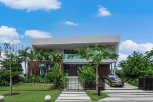 1975 NE 118th Rd, North Miami, FL 33181, Sold 06/30/25