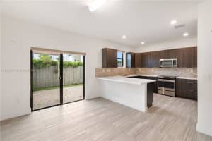 8846 NW 103rd Ave, Doral, FL 33178, Sold 09/17/24