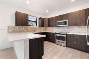 8846 NW 103rd Ave, Doral, FL 33178, Sold 09/17/24