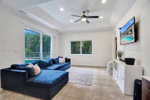 6121 SW 57th Pl, Davie, FL 33314, Sold 09/17/24