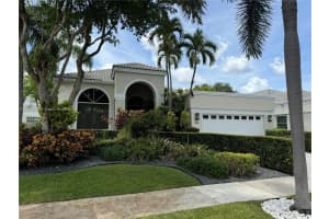 2743 Pinehurst Dr, Weston, FL 33332, Sold 12/06/24