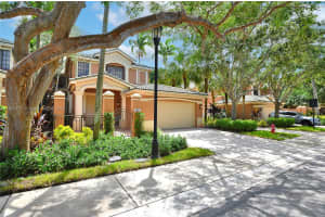 2847 Kinsington Cir, Weston, FL 33332, Sold 09/24/24