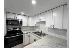 10090 NW 80th Ct, Hialeah, FL 33016, Sold 10/30/24
