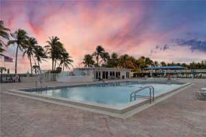 5005 Collins Ave, Miami Beach, FL 33140, Sold 09/12/24